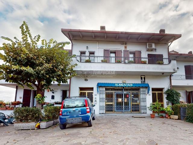 Appartamento in vendita a Unione dei comuni del Distretto Ceramico, Prignano Sulla Secchia
