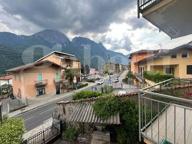 Appartamento in vendita a Primaluna, Lombardia