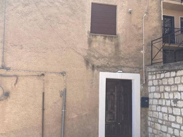 Appartamento in vendita a Prizzi, Sicilia