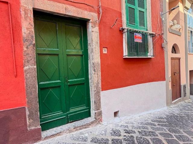 Appartamento in vendita a Corricella, Procida