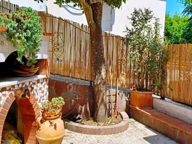 Appartamento in vendita a Corricella, Procida