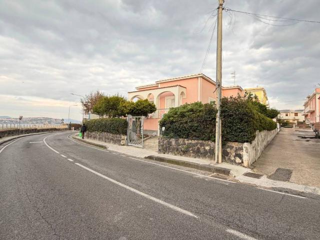Appartamento in vendita a Corricella, Procida