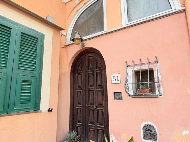 Appartamento in vendita a Corricella, Procida