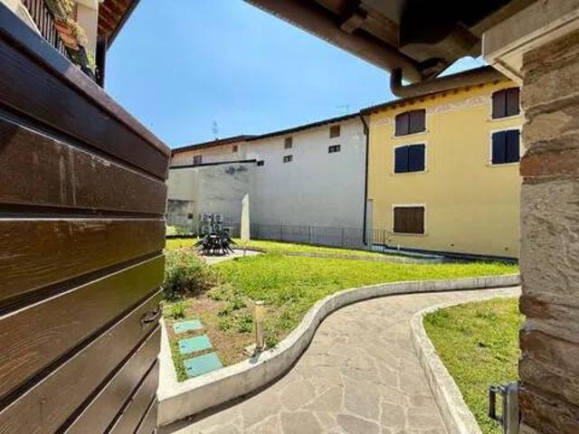 Appartamento in vendita a Puegnago, Lombardia