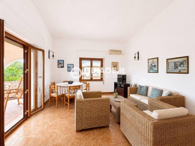 Appartamento in vendita a Pula, Sardigna/Sardegna