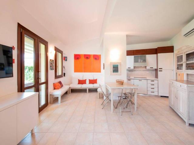 Appartamento in vendita a Pula, Sardigna/Sardegna