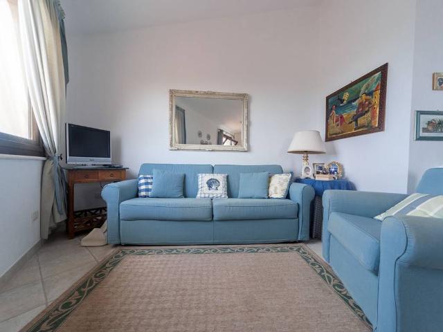 Appartamento in vendita a Pula, Sardigna/Sardegna