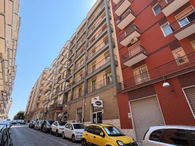 Appartamento in vendita a Puglia, Bari