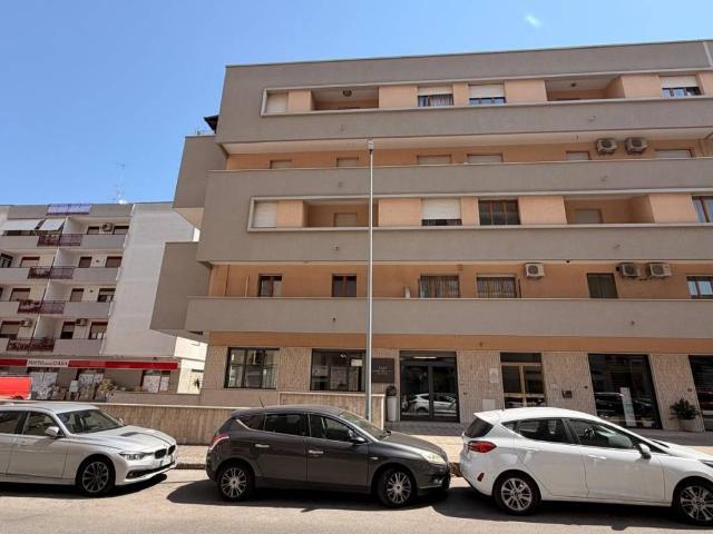 Appartamento in vendita a Puglia, Bari