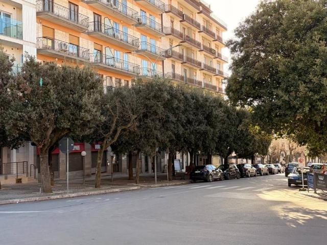 Appartamento in vendita a Puglia, Bari