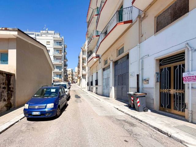 Appartamento in vendita a Puglia, Bari