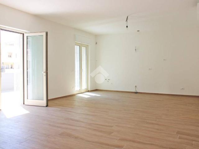 Appartamento in vendita a Puglia, Bari