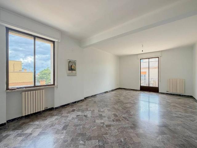 Appartamento in vendita a Puglia, Bari