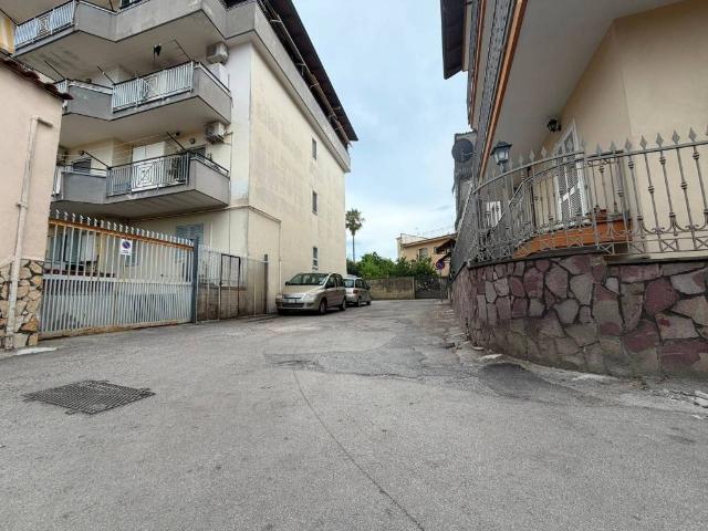 Appartamento in vendita a Qualiano, Campania