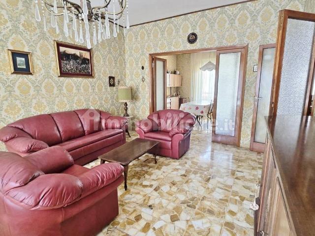 Appartamento in vendita a Quarrata, Toscana
