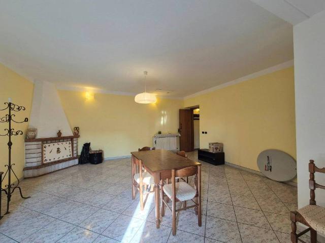 Appartamento in vendita a Quarrata, Toscana
