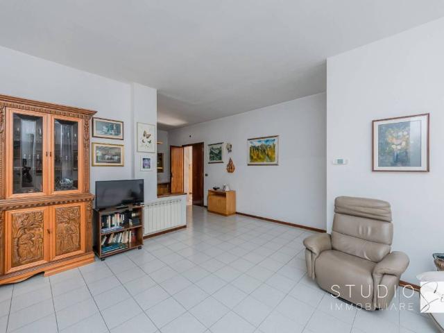 Appartamento in vendita a Quarrata, Toscana