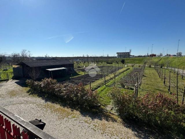 Appartamento in vendita a Quarto D'altino, Veneto
