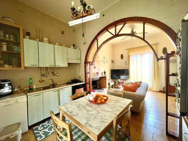 Appartamento in vendita a Quarto, Campania