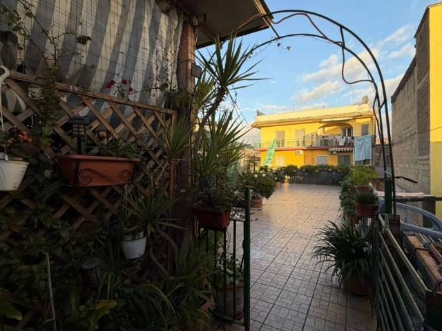 Appartamento in vendita a Quarto, Campania