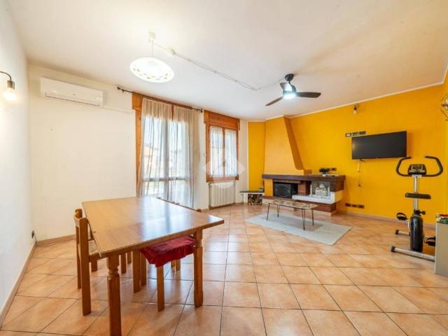 Appartamento in vendita a Montecavolo, Quattro Castella