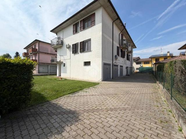 Appartamento in vendita a Quintano, Lombardia