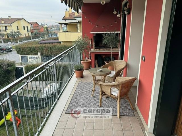 Appartamento in vendita a Quinto Vicentino, Veneto