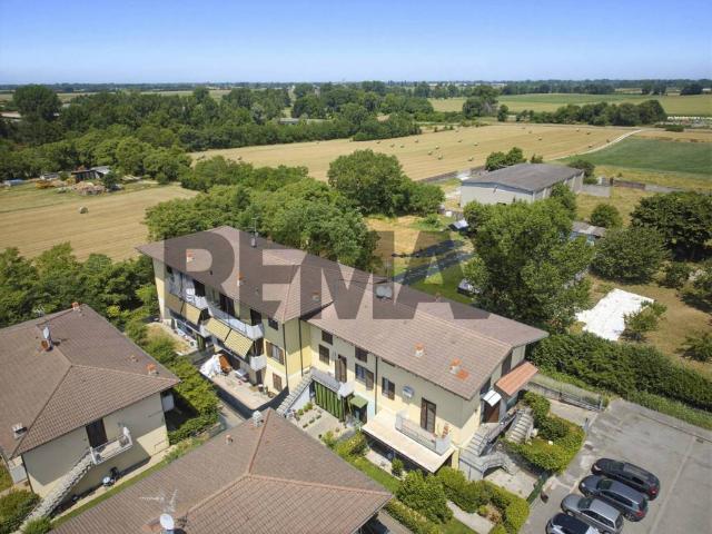 Appartamento in vendita a Quinzano D'oglio, Lombardia