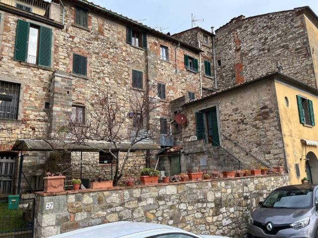 Appartamento in vendita a Radda In Chianti, Toscana