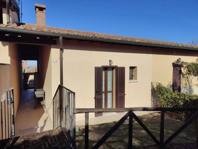 Appartamento in vendita a Radicofani, Toscana