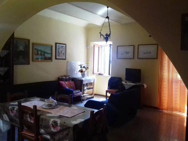 Appartamento in vendita a Radicofani, Toscana