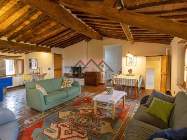 Appartamento in vendita a Radicondoli, Toscana