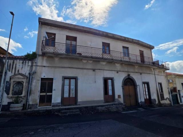 Appartamento in vendita a Ragalna, Sicilia