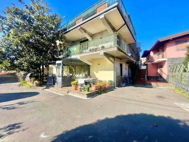 Appartamento in vendita a Rocca, Ragalna