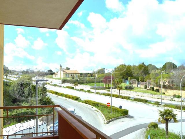 Appartamento in vendita a Ragusa, Sicilia