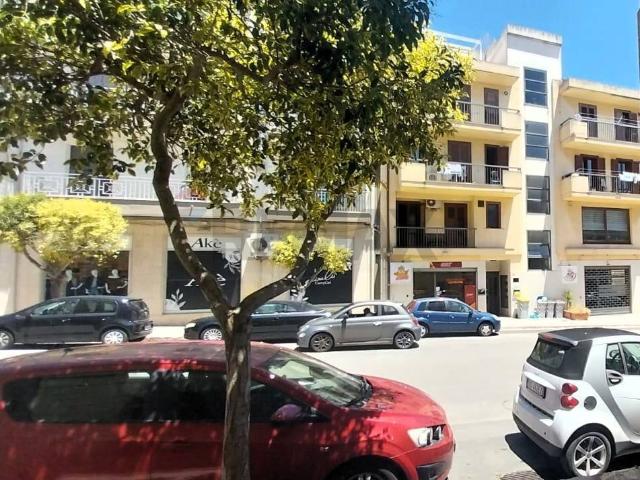 Appartamento in vendita a Ragusa, Sicilia