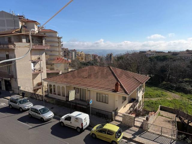 Appartamento in vendita a Ragusa, Sicilia