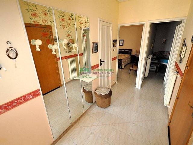 Appartamento in vendita a Ragusa, Sicilia