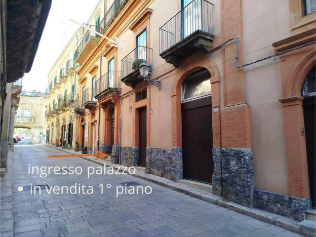 Appartamento in vendita a Ragusa Ibla, Ragusa