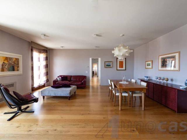 Appartamento in vendita a Ragusa, Sicilia