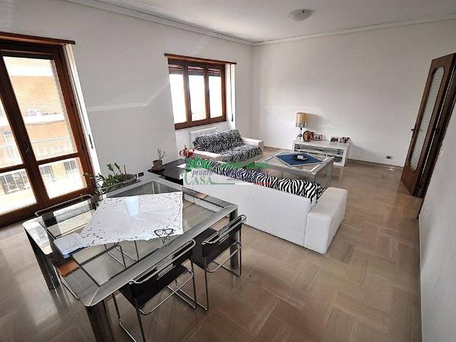 Appartamento in vendita a Ragusa, Sicilia