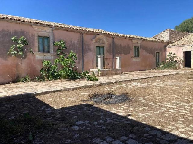 Appartamento in vendita a Ragusa, Sicilia