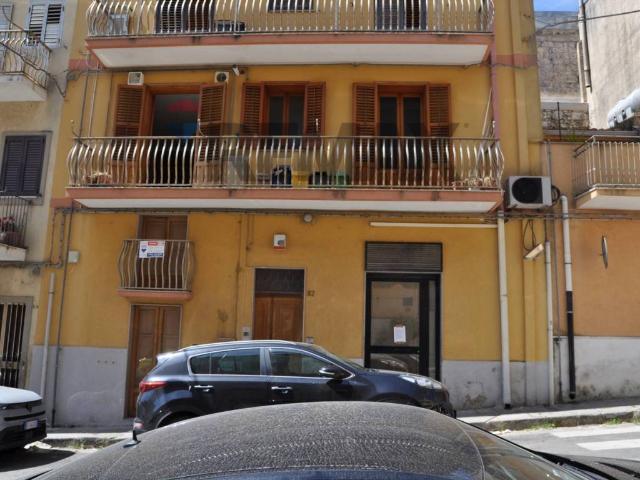 Appartamento in vendita a Ragusa Ibla, Ragusa