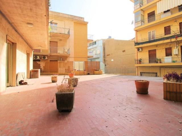 Appartamento in vendita a Cappuccini, Ragusa