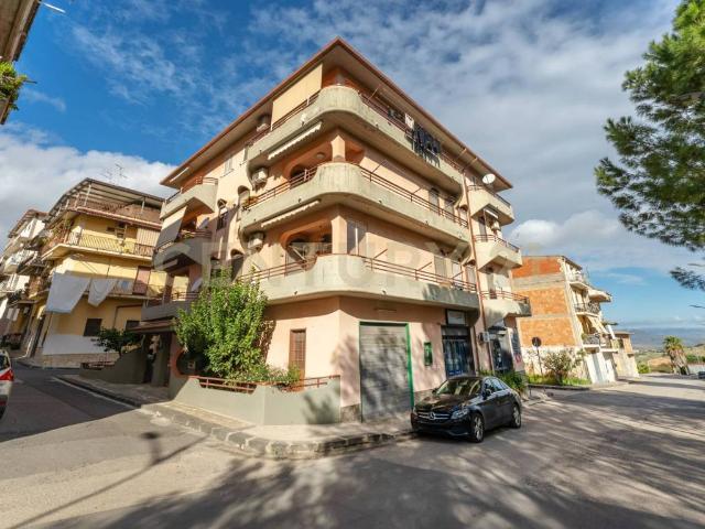 Appartamento in vendita a Ramacca, Catania
