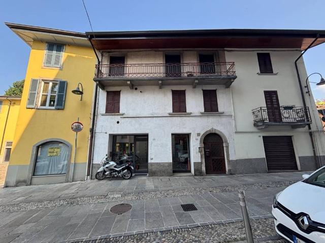 Appartamento in vendita a Ranica, Lombardia