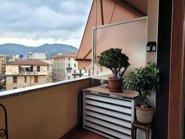 Appartamento in vendita a Cerisola, Rapallo