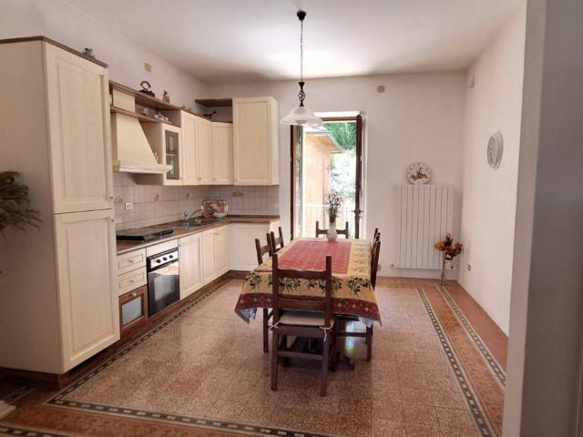 Appartamento in vendita a Rapolano Terme, Toscana
