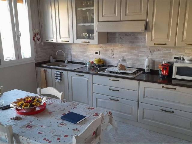 Appartamento in vendita a Unione dei comuni del Sorbara, Ravarino