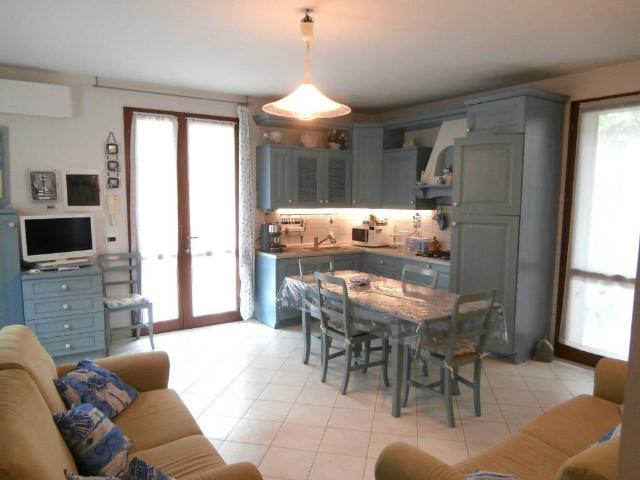 Villa Schiera in vendita a Ravenna, Reggio Emilia